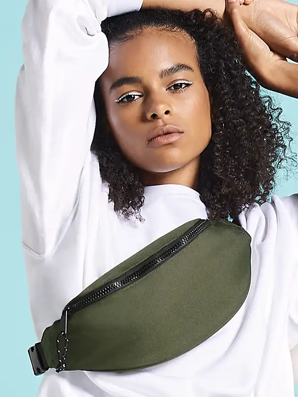 Torbica za okoli pasu -BagBase - Recycled Waistpack BG282